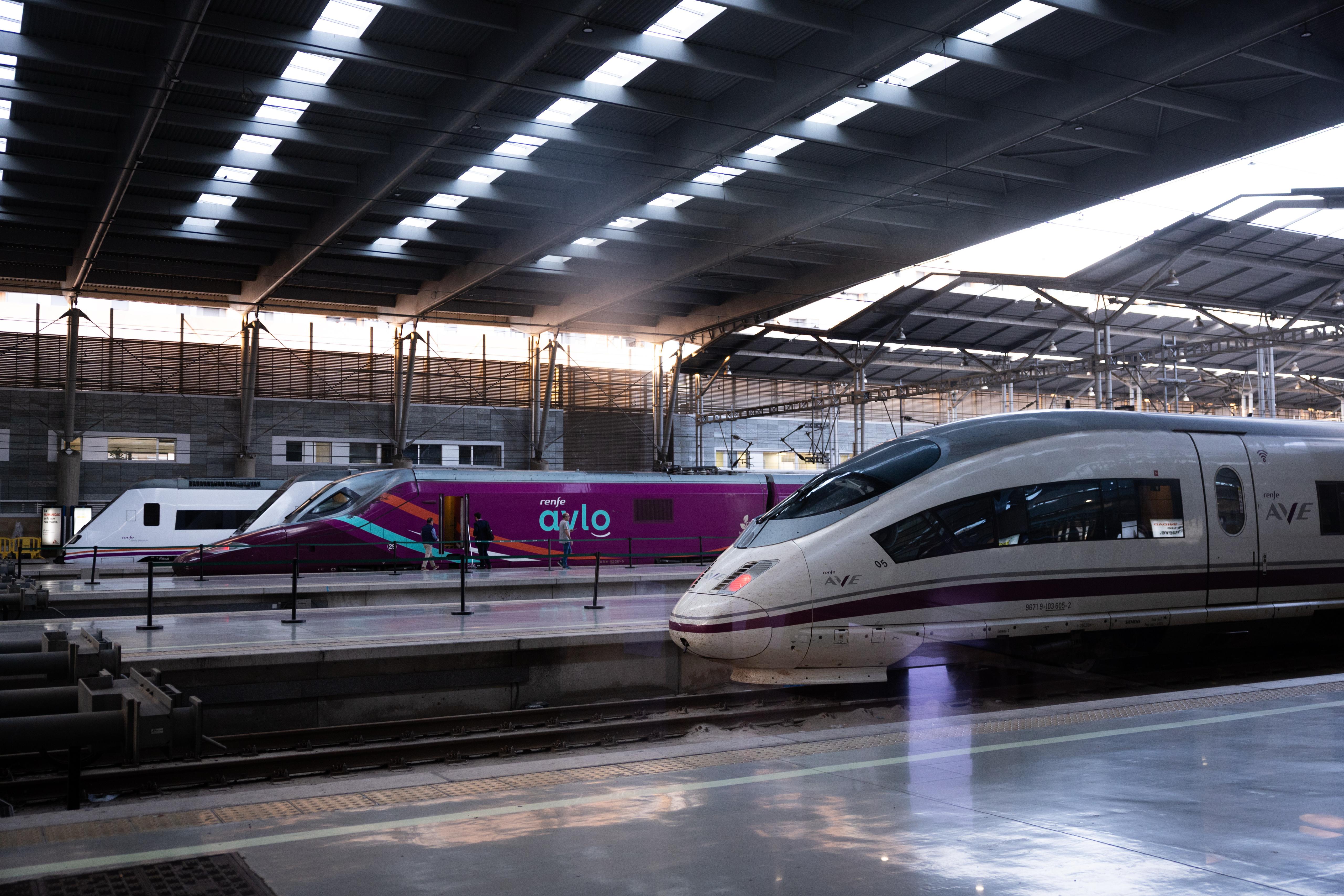 Situación en la estación de tren de Málaga a primera hora de este martes