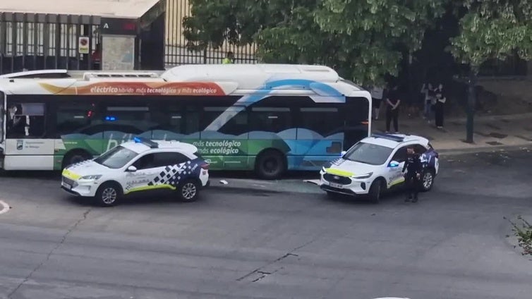 Un herido en un accidente de tráfico en la avenida Juan XXIII