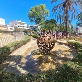 Escultura 'El alma del mundo', instalada en el Parque del Sol de Fuengirola.