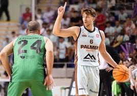 Alessandro Scariolo durante la final por el ascenso ante el Cáceres.