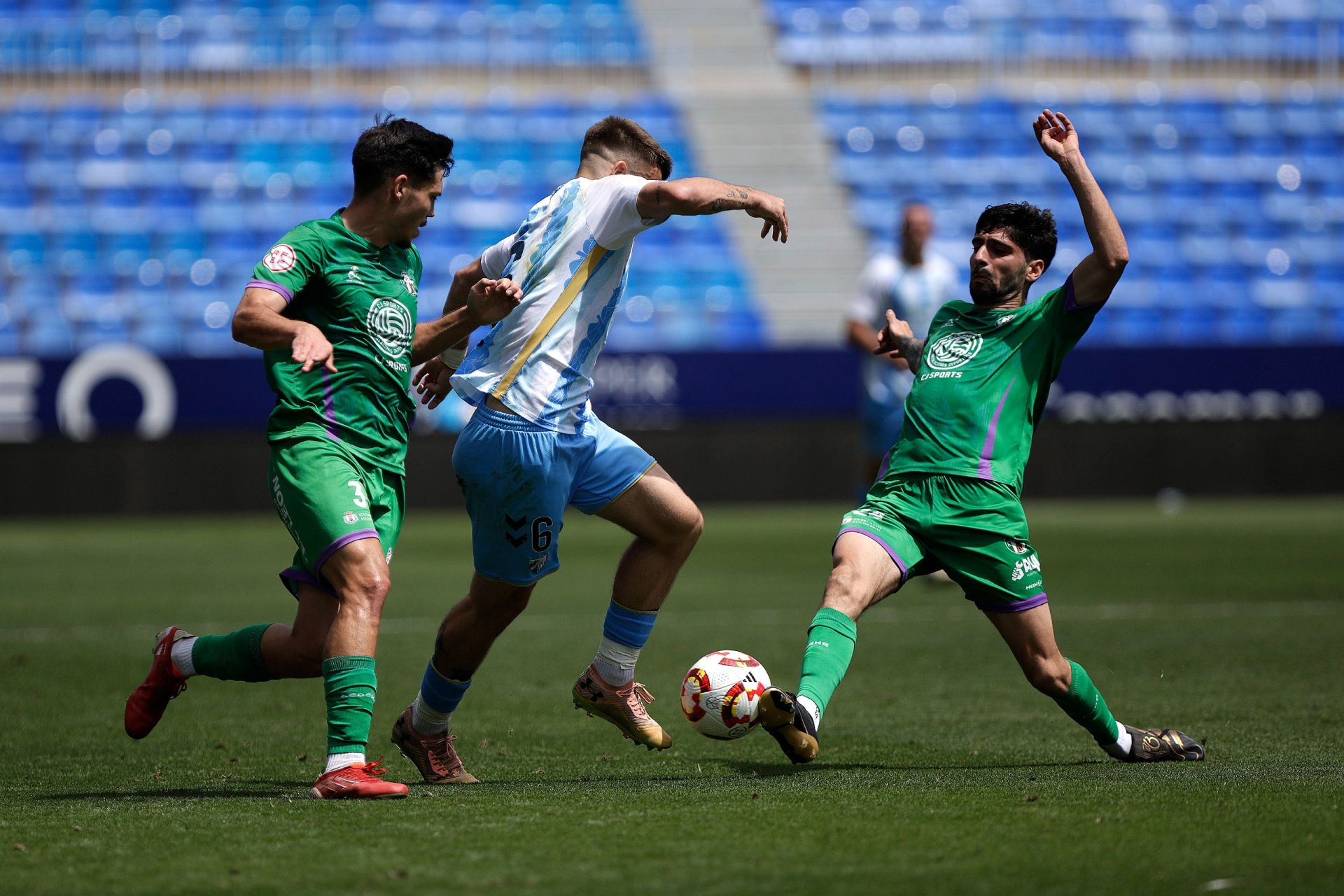 El ascenso del Malagueño en La Rosaleda, en fotos