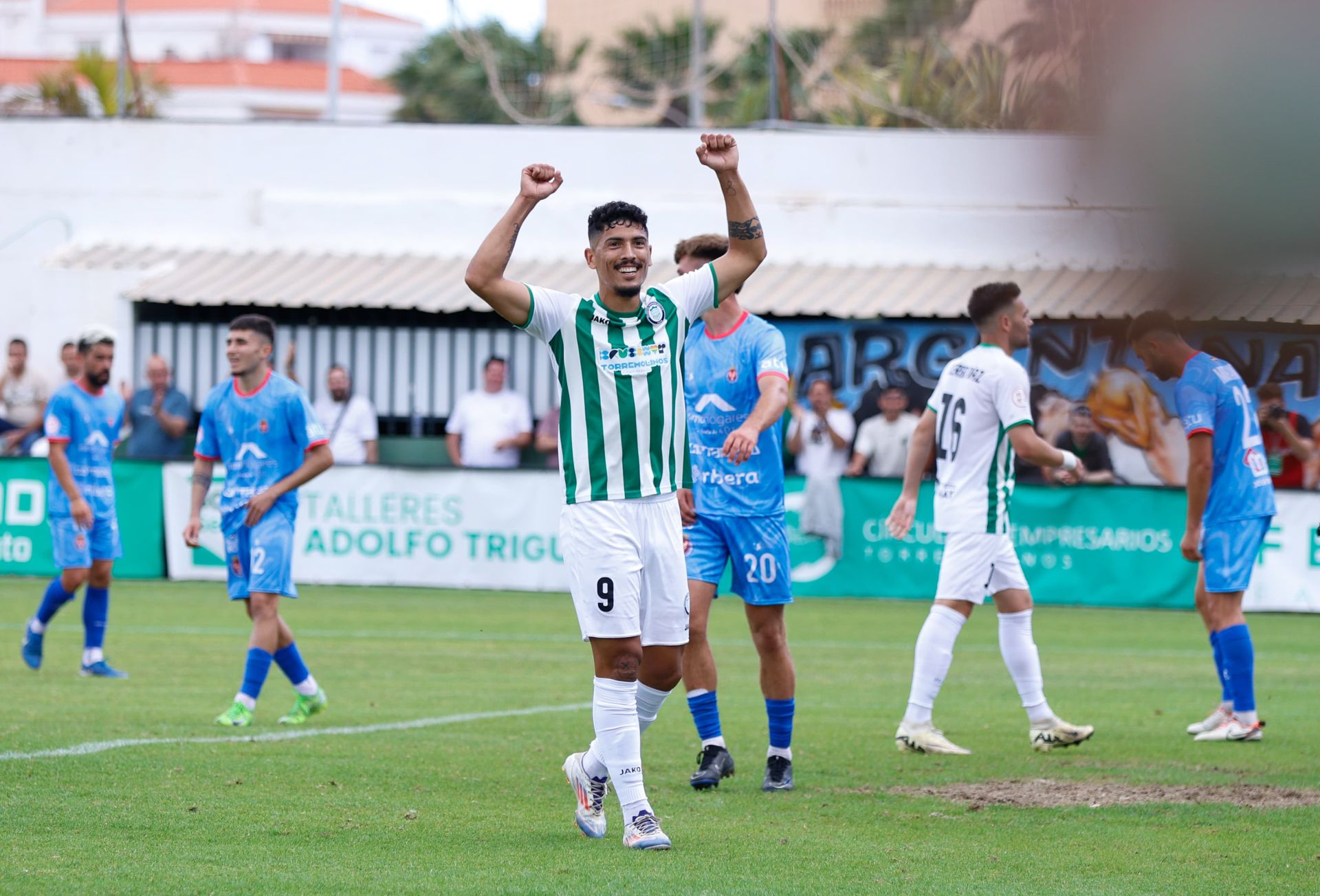El Torremolinos hace historia con su ascenso a Primera RFEF: la victoria en fotos