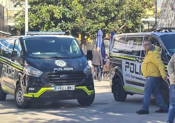 La Policía Local, en la plaza Costa del Sol.