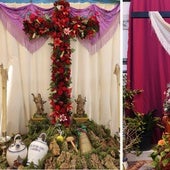 Dos de las cruces que se han montado esta semana en Málaga.