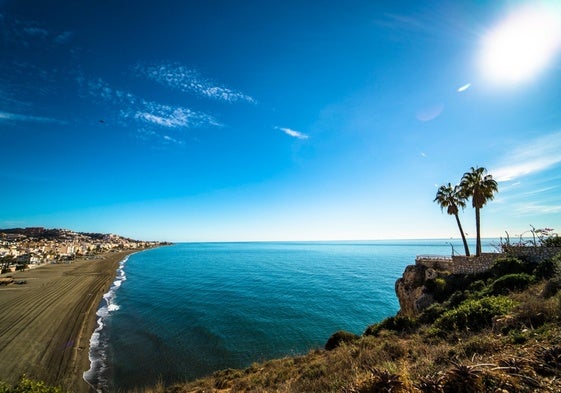 Vistas de la playa de Rincón de la Victoria.