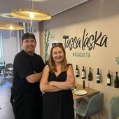 Rafael Peña y Zuzana Salamon, en el nuevo local de Tasca Láska.