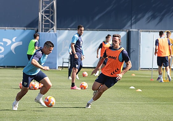 Sangalli y Ángel, durante un ejercicio de un entrenamiento reciente.