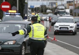 El Gobierno ordena no multar el consumo de drogas dentro de un coche aparcado