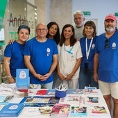Imagen de algunos de los miembros de Ostomía Málaga en un evento.