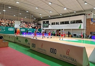 Pantalla gigante en el Martín Urbano para seguir el Unicaja-AEK de la Final Four