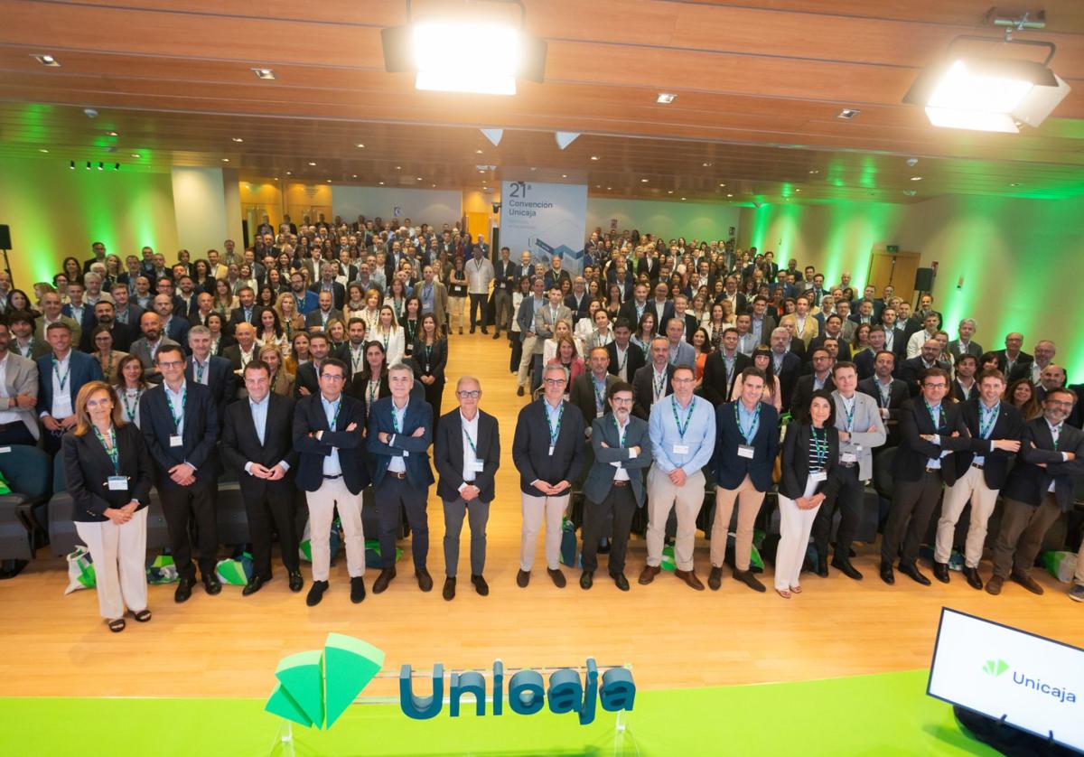Unicaja reúne en Málaga a más de 300 directivos del grupo para explicar las claves de su nuevo plan estratégico