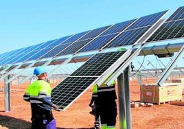 Instalación de paneles fotovoltaicos.