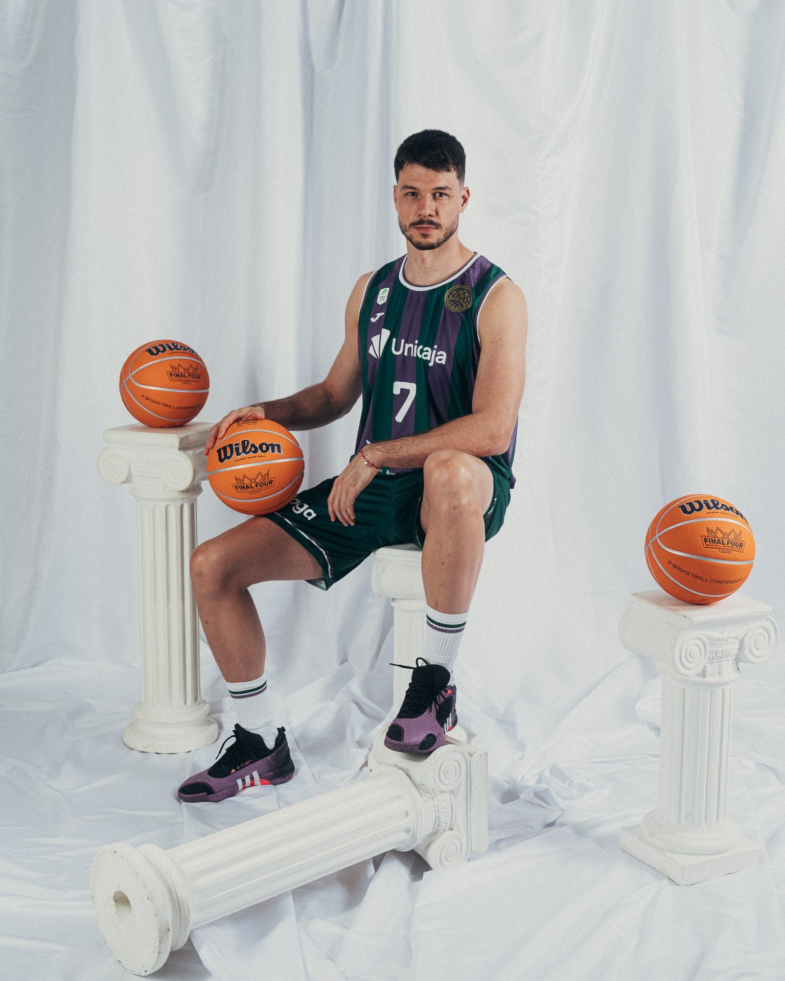 La sesión oficial de fotos del Unicaja para la Final Four de Atenas