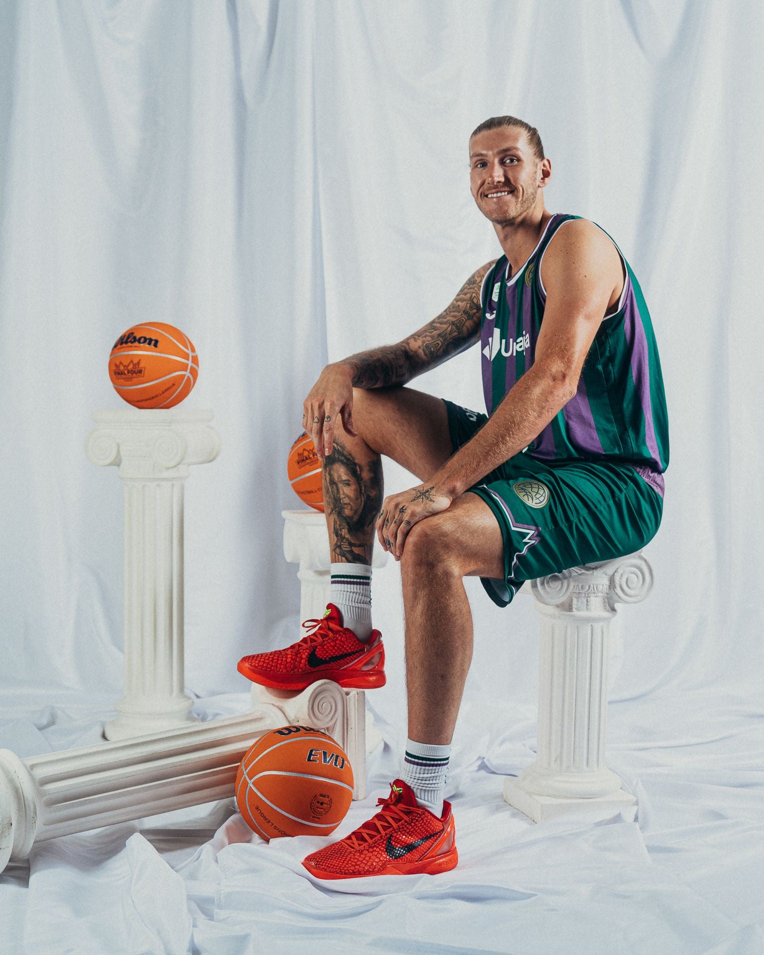 La sesión oficial de fotos del Unicaja para la Final Four de Atenas