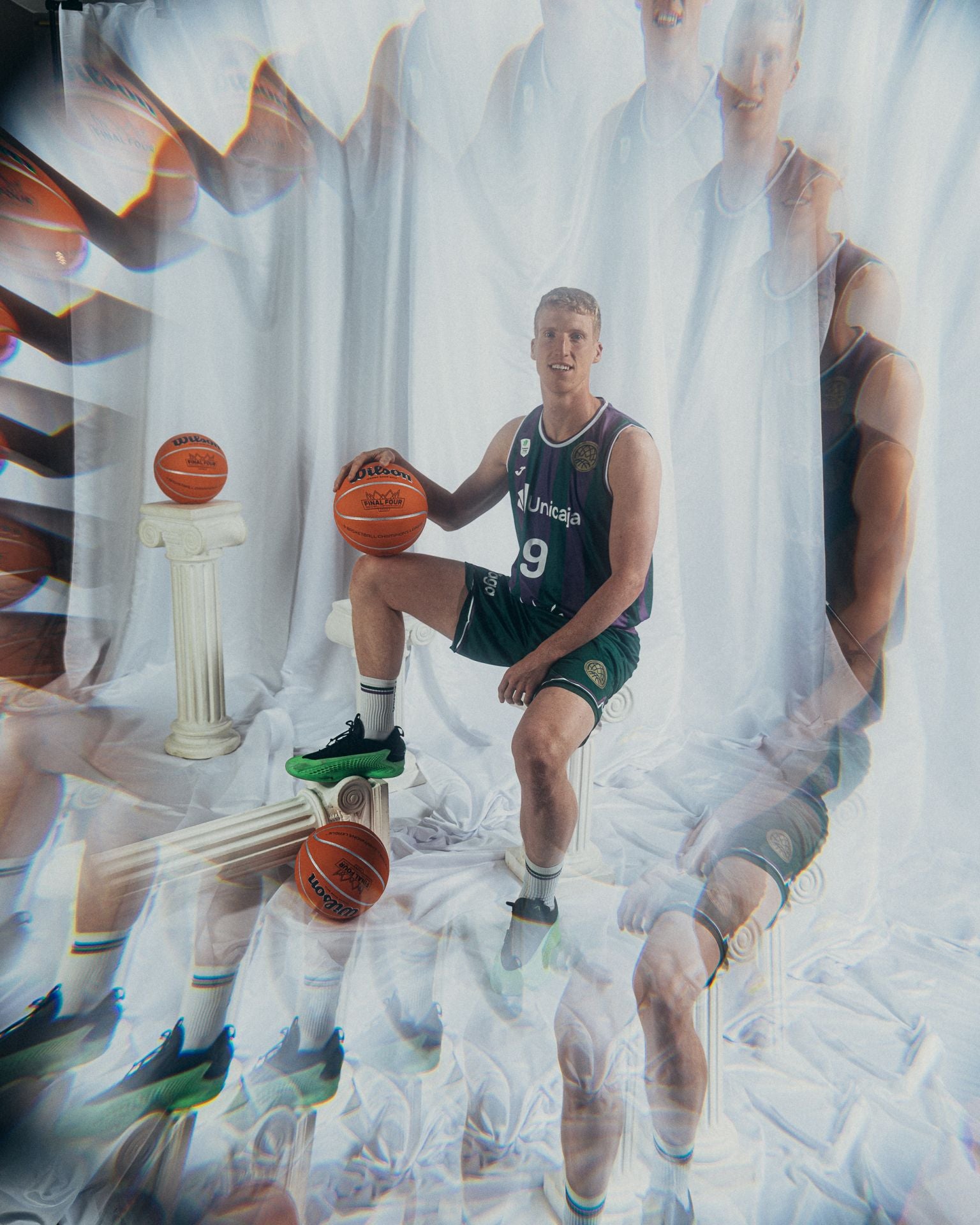 La sesión oficial de fotos del Unicaja para la Final Four de Atenas