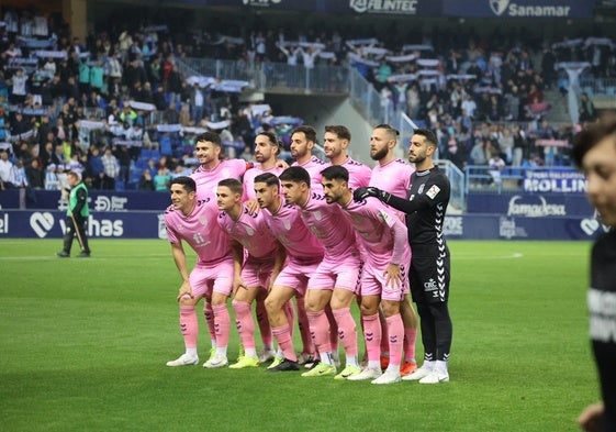 El once inicial del Eldense en el 3-0 en La Rosaleda en diciembre.