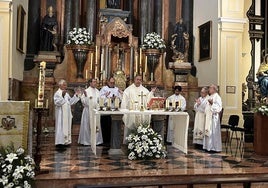 San Agustín se llenó ayer para la misa de acción de gracias por el nombramiento del primer Papa agustiniano, León XIV, presidida por el prior de Málaga, Agustín Herrero de Miguel