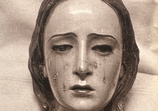 Cabeza de la Virgen de la Esperanza descubierta en la sacristía mayor de la Catedral en 1937
