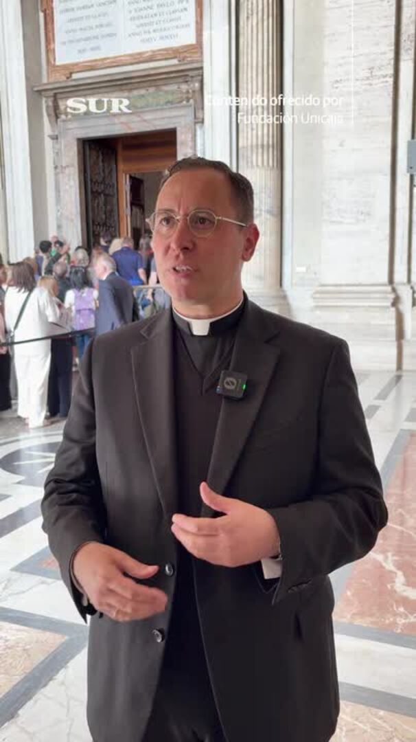 Salvador Aguilera, sacerdote en la curia vaticana: "Hay mucha expectación por la procesión; muchos compañeros me han preguntado"