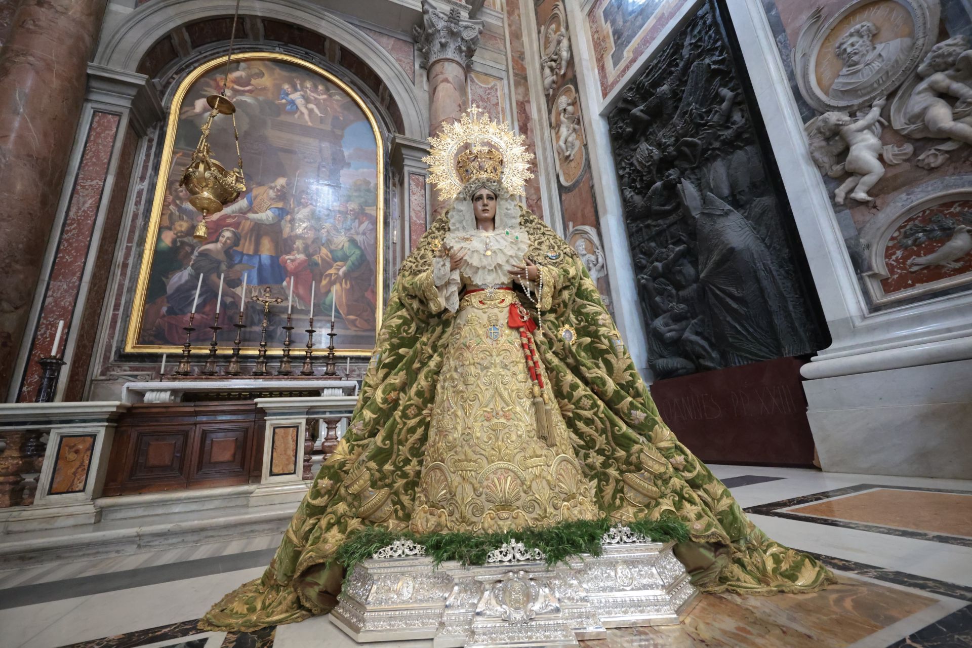 La Esperanza de Málaga, en San Pedro del Vaticano