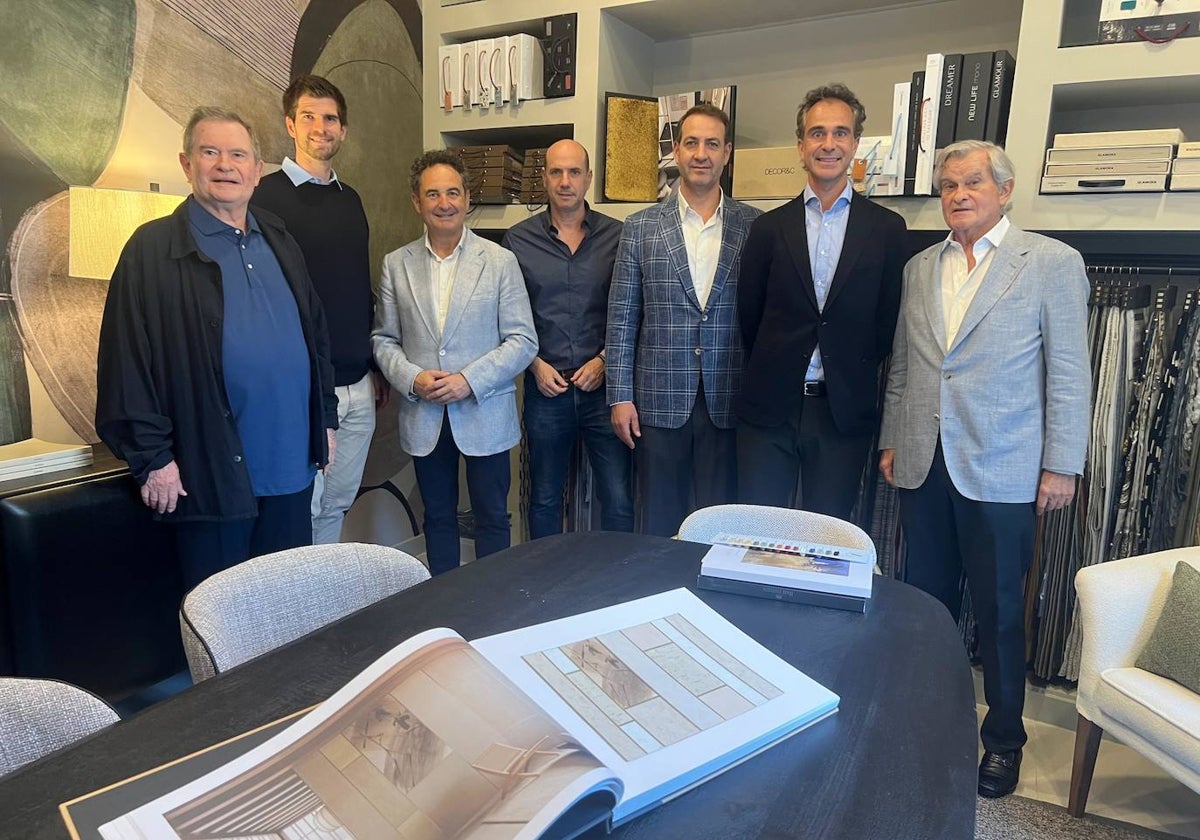 La tienda de telas Ribes y Casals celebra diez años en Málaga con novedades