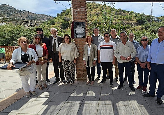 Asistentes al acto de reconocimiento en Algarrobo.
