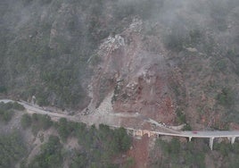 Las voladuras en la montaña para reponer la carretera A-397 entre Ronda y San Pedro de Alcántara ya han comenzado