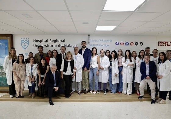 Equipo de profesionales del Hospital Materno y colaboradores de la primera edición de esta marcha solidaria.