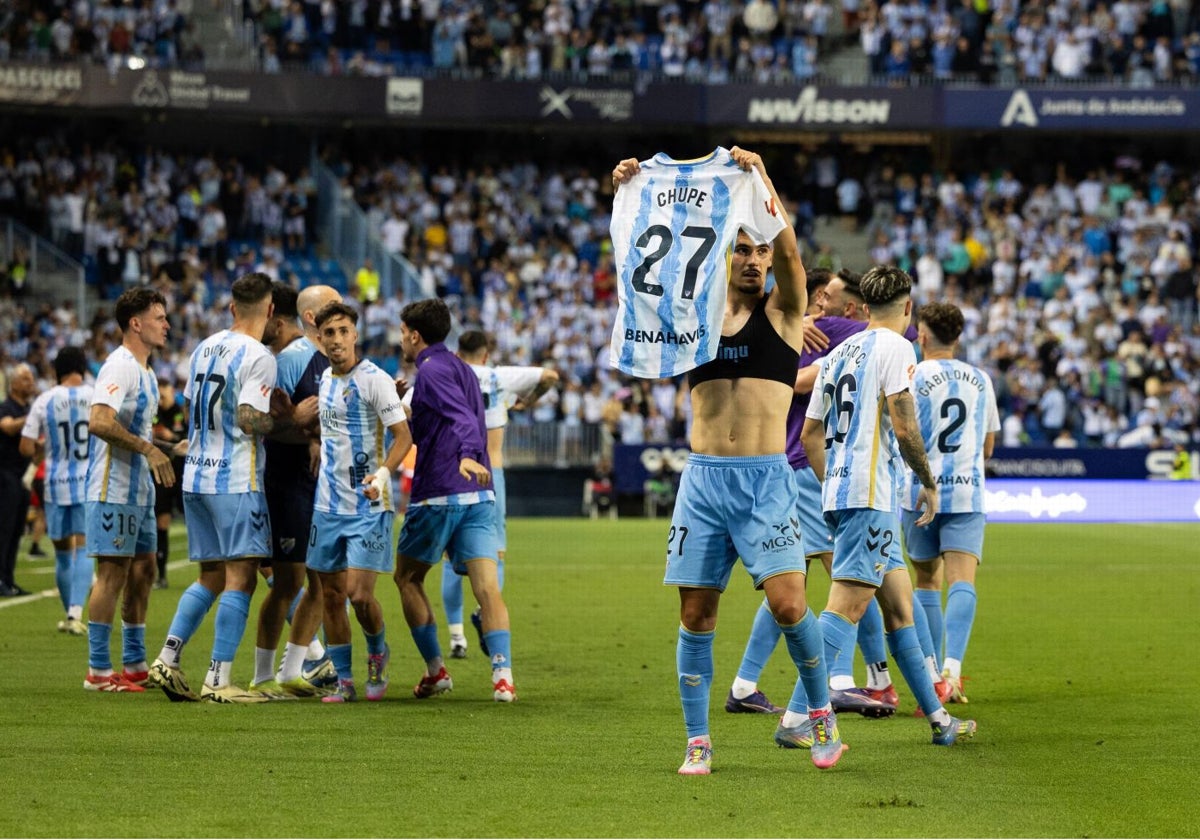 Chupete, la nueva estrella del Málaga para dejar casi lista la permanencia (2-1)