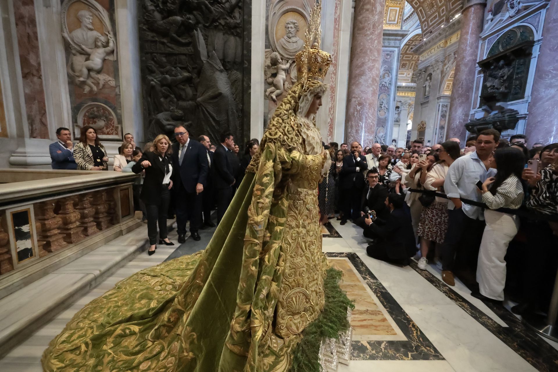 La Esperanza de Málaga, en San Pedro del Vaticano