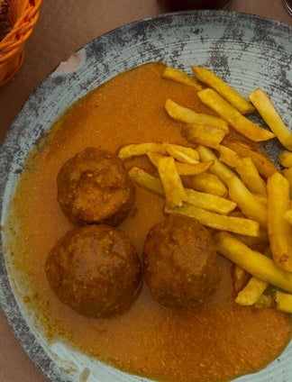 Pincha y corta: Bar de menú asequible y casero en Los Gálvez