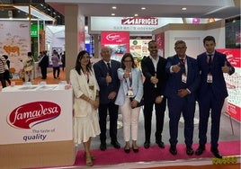 Representantes de Famadesa, Interporc y el Ministerio de Agricultura, en SIAL.