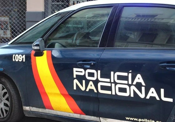 Una tarde entre amigos que casi acaba en tragedia en El Palo: la estrangula para quitarle las llaves y robarle