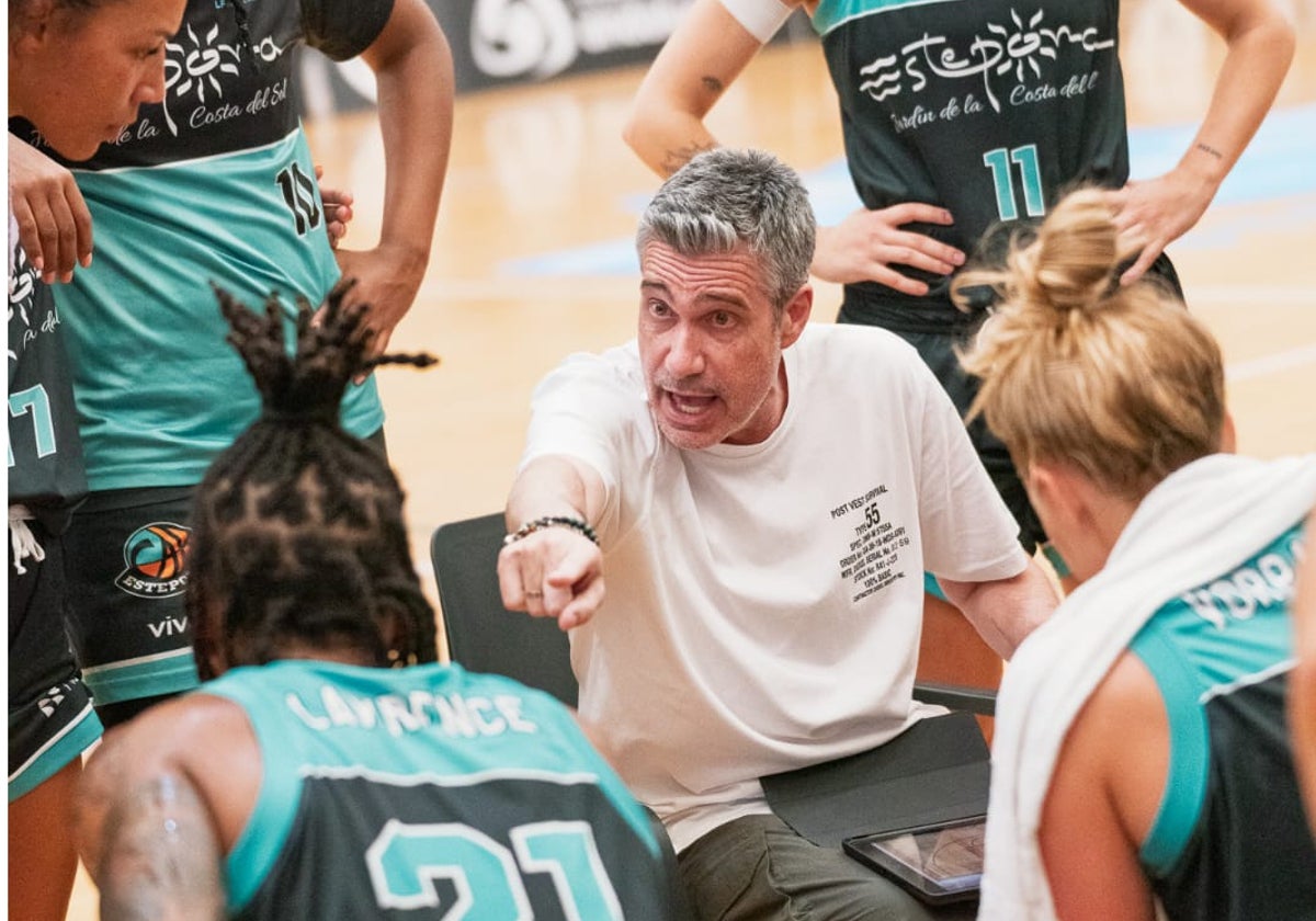 Francis Tomé guiará al CAB Estepona en la temporada de su debut en la élite nacional
