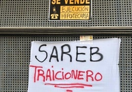 Cartel en la vivienda de El Calvario de Torremolinos.