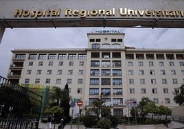 La entrada del Hospital Carlos Haya.