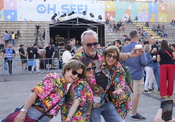 Málaga se rinde al indie, al rock y a las camisas hawaianas con el festival Oh, See!