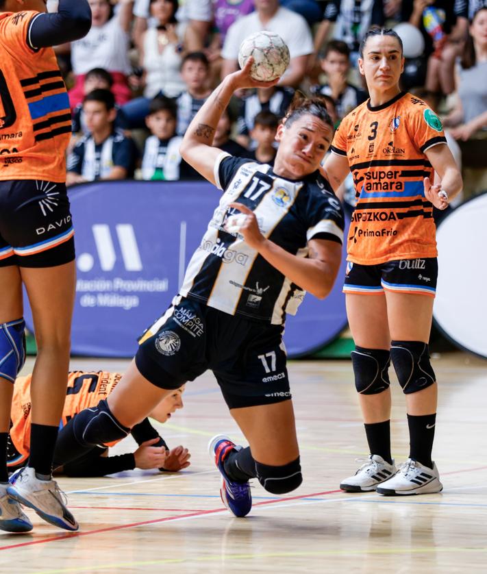 Imagen secundaria 2 - El Costa del Sol se despide de la temporada y de la final por el título de Liga