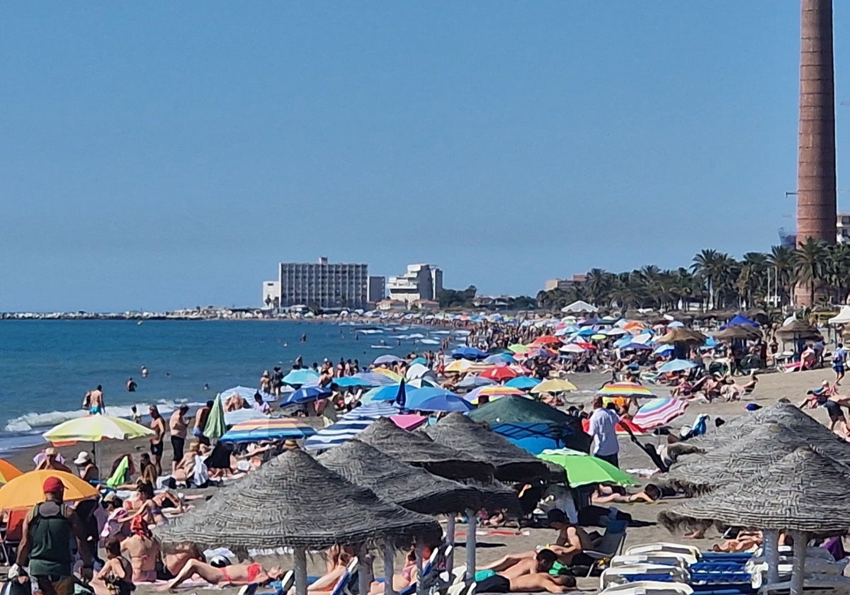 Aspecto de la playa de La Misericordia en la capital el pasado domingo.