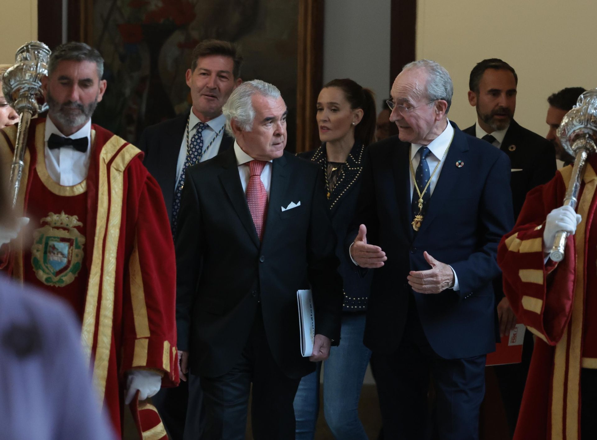 Entrega de la Medalla de la Ciudad al Colegio Oficial de Médicos de Málaga