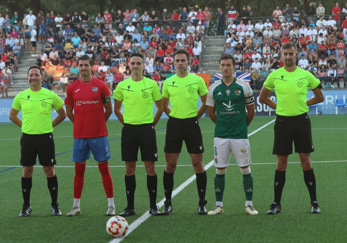 El Estepona-Cacereño se retoma este lunes a las 12.00 horas