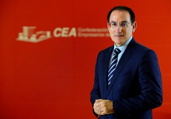 La CEA ve a la economía andaluza con «solvencia» pese a la incertidumbre
