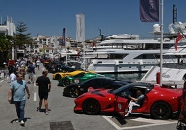 Puerto Banús ha acogido a cerca de 120 ejemplares de Ferrari.