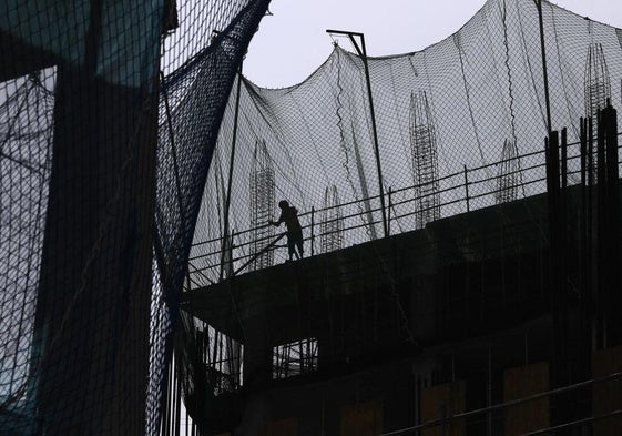 La construcción paga en Andalucía un 7% menos que la media española.