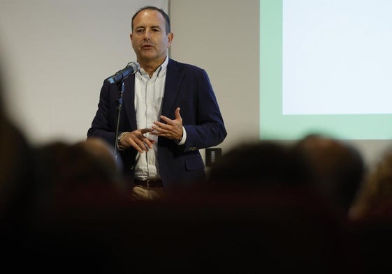 Manolo Castillo, director de SUR, protagoniza hoy 'Los jueves de La Posada'