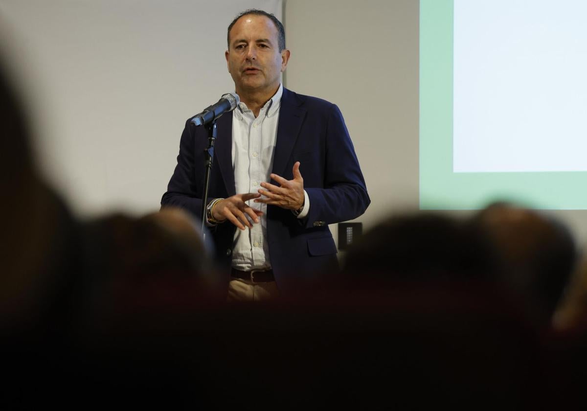 Manolo Castillo, director de SUR, protagoniza hoy 'Los jueves de La Posada'