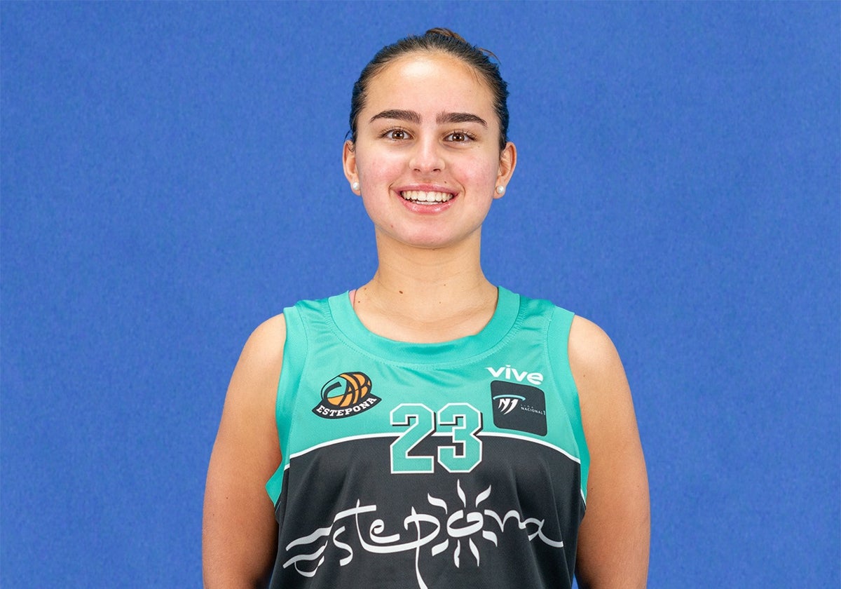 Daniela Llavero, durante su etapa en el CAB Estepona.