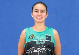 Daniela Llavero, durante su etapa en el CAB Estepona.