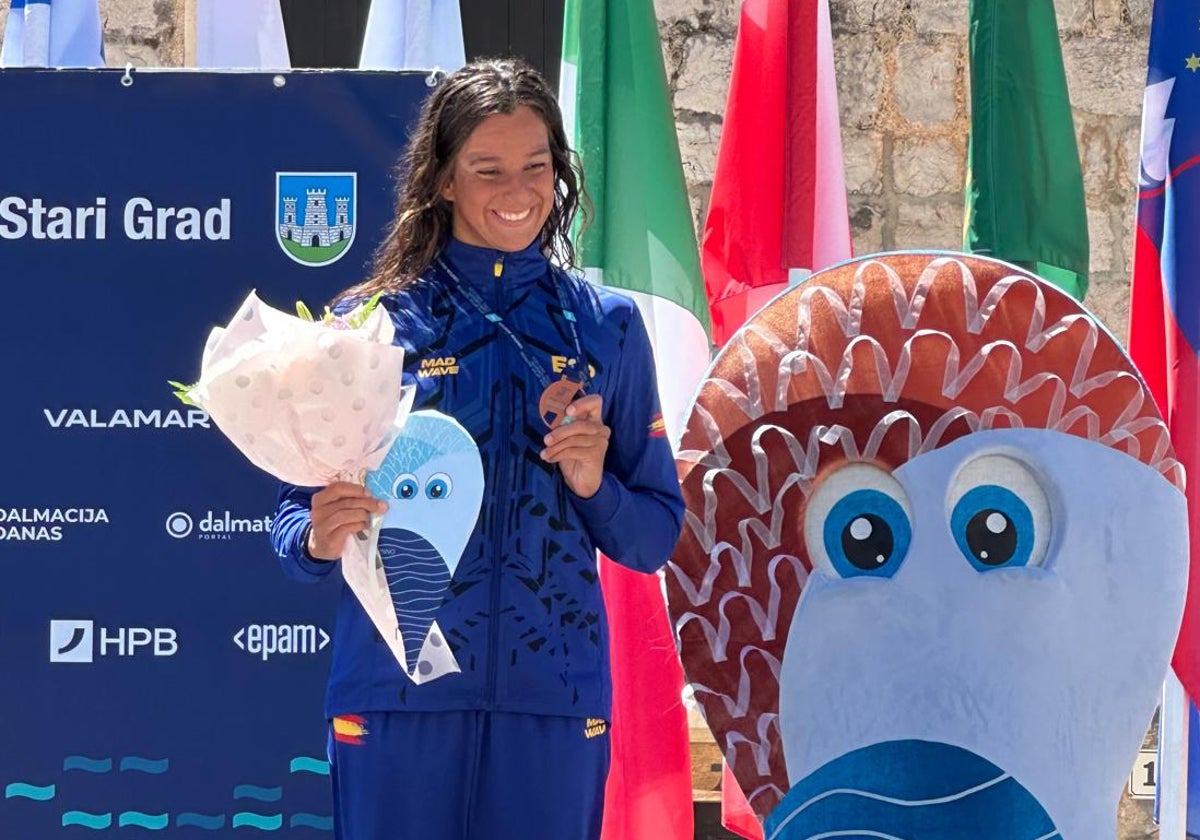 María de Valdés conquista el bronce europeo en los 5 kilómetros