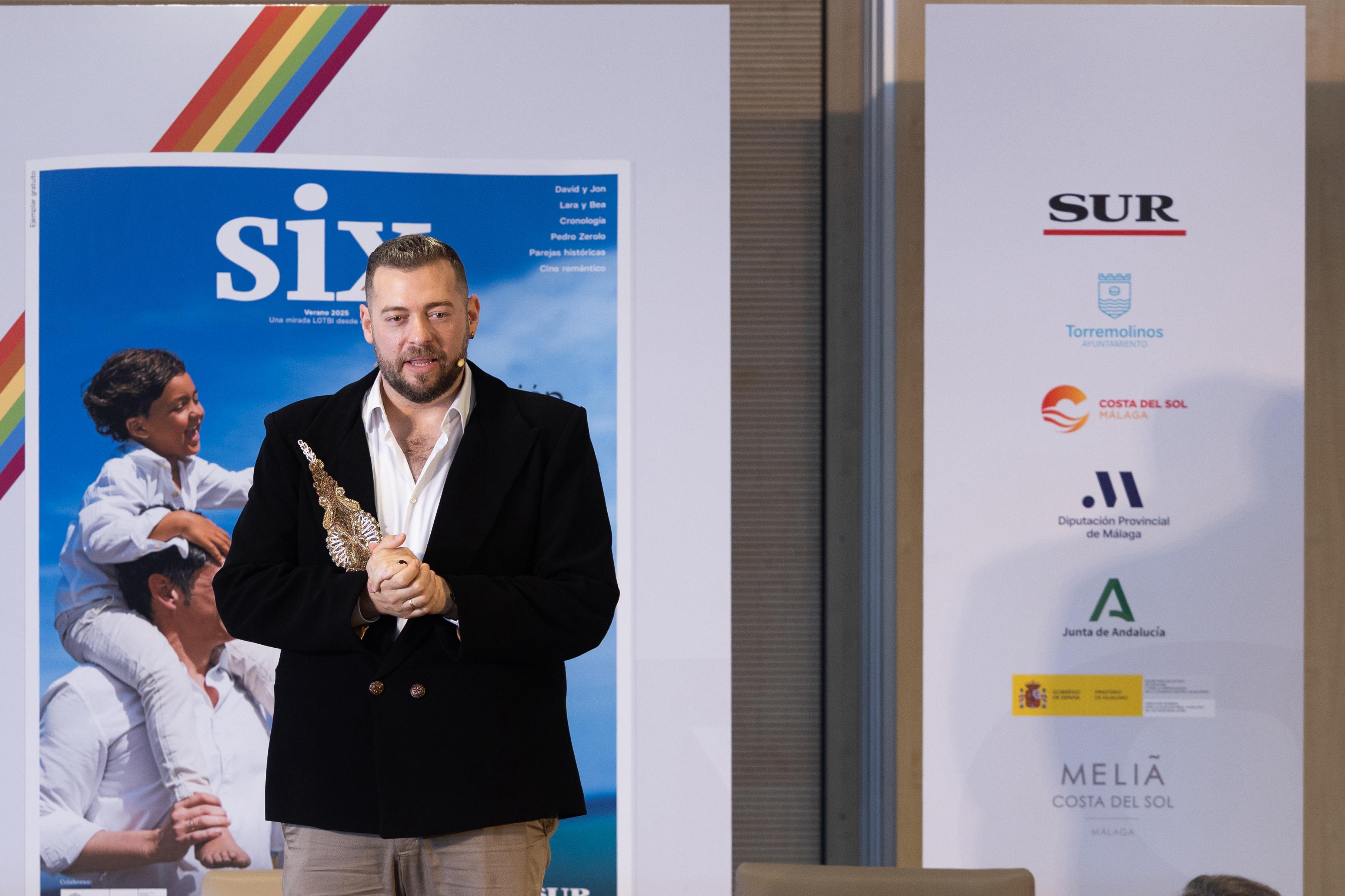 Presentación de la séptima edición física de la revista SIX